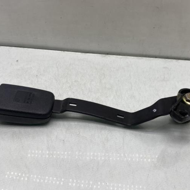 Attache ceinture avant gauche VOLKSWAGEN LUPO Photo n°4