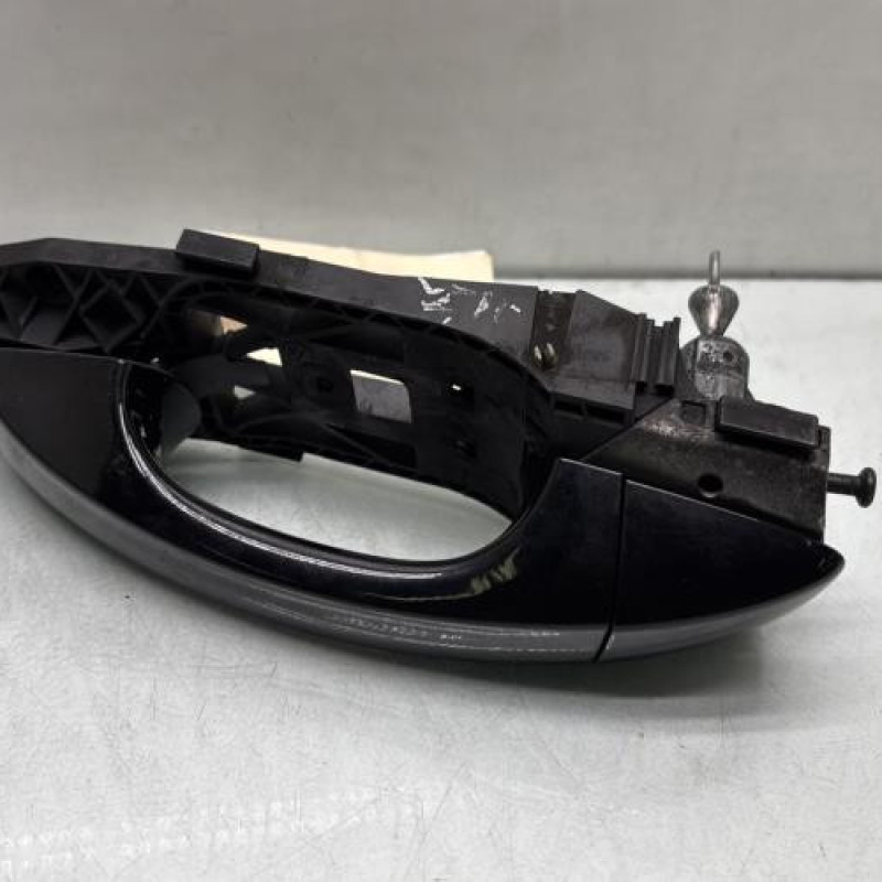 Poignee porte avant gauche VOLKSWAGEN GOLF 7 Photo n°2