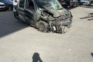 Poignee interieur porte laterale gauche RENAULT KANGOO 2