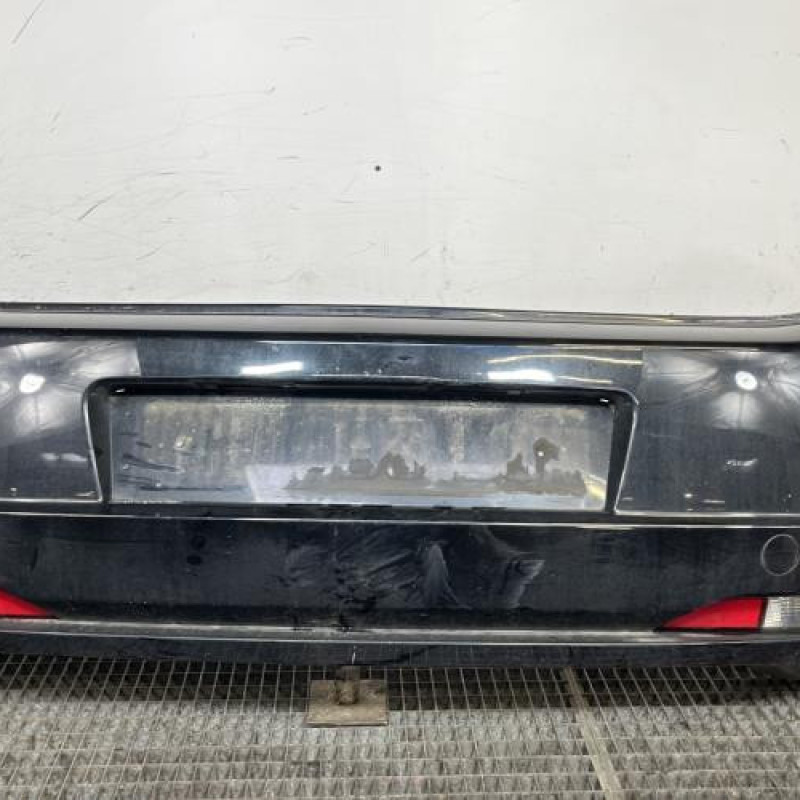 Pare choc arriere FIAT GRANDE PUNTO Photo n°1