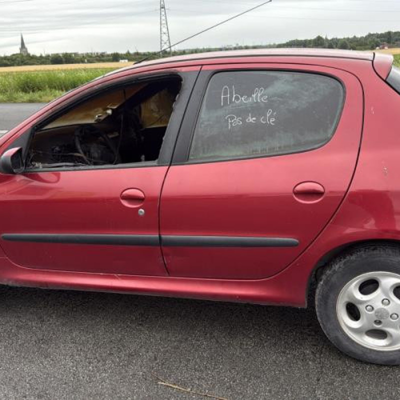 Pare choc avant PEUGEOT 206 Photo n°12