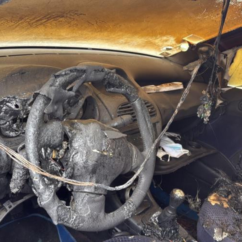 Pare choc avant PEUGEOT 206 Photo n°17