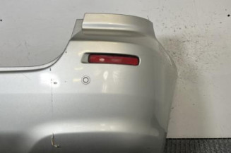Pare choc arriere TOYOTA COROLLA VERSO 2