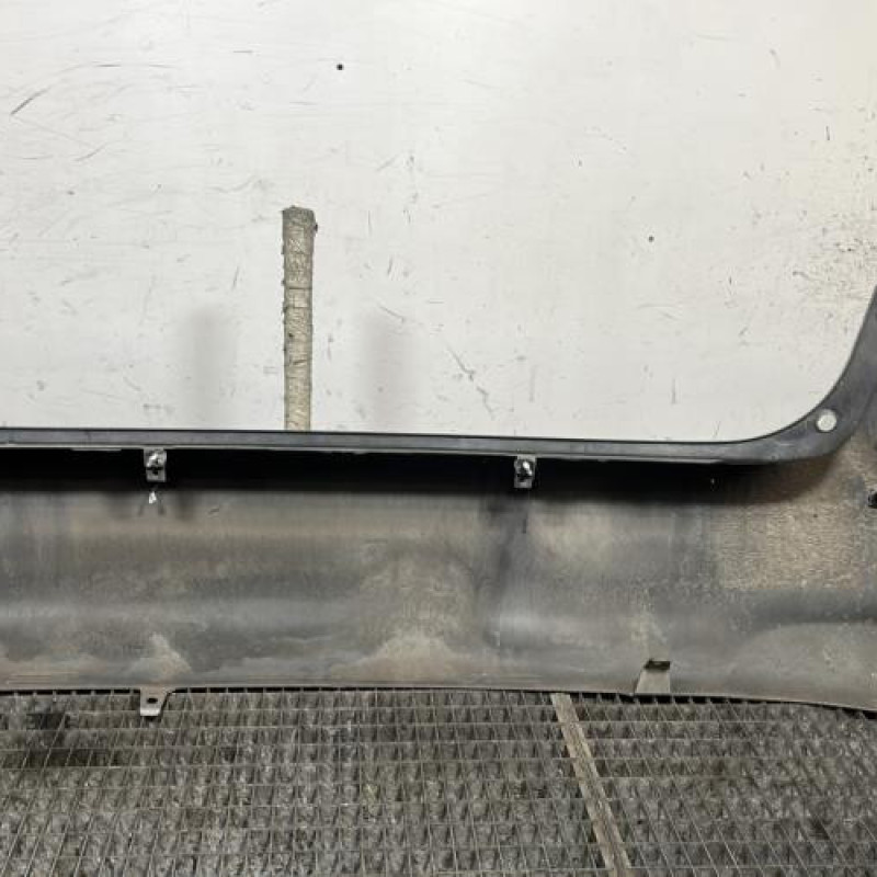 Pare choc arriere TOYOTA COROLLA VERSO 2 Photo n°5