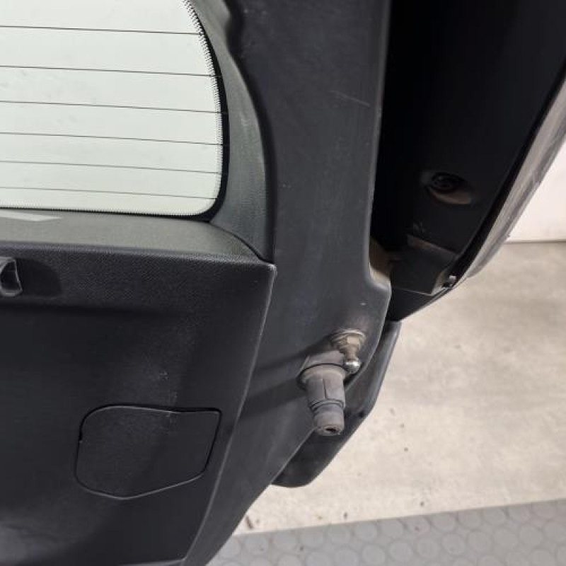 Malle/Hayon arriere PEUGEOT 308 2 Photo n°8