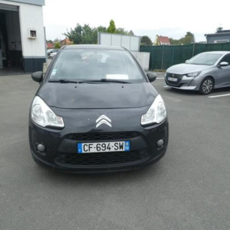 Pare choc arriere CITROEN C3 2 Photo n°9