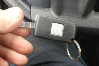 Pare choc arriere CITROEN C3 2