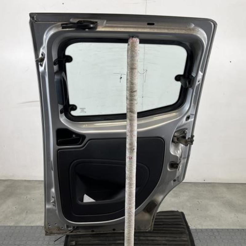 Porte laterale droit CITROEN NEMO Photo n°9