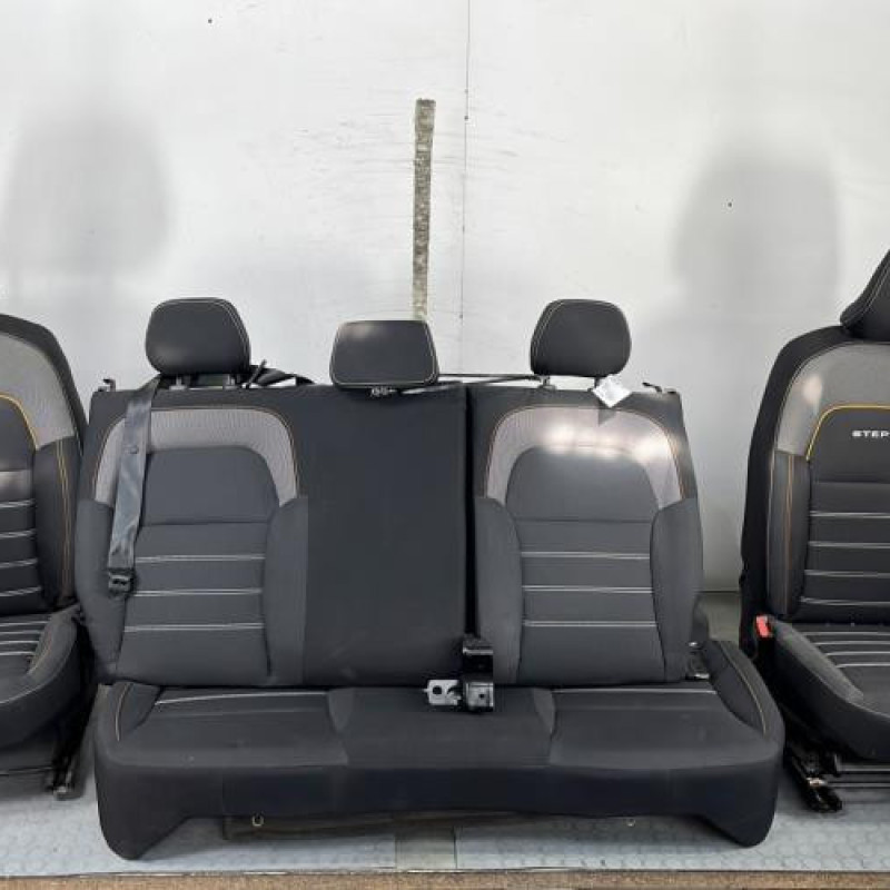 Interieur complet DACIA SANDERO 2 Photo n°1