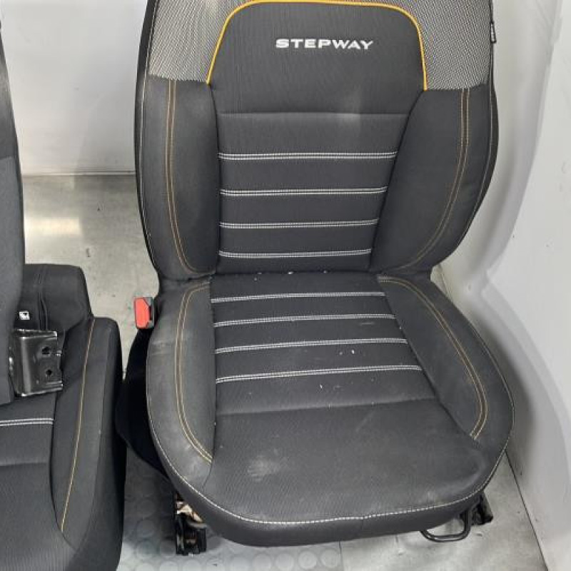 Interieur complet DACIA SANDERO 2 Photo n°3