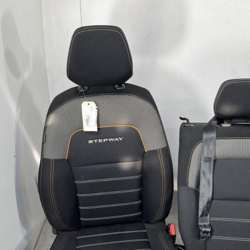 Interieur complet DACIA SANDERO 2 Photo n°6