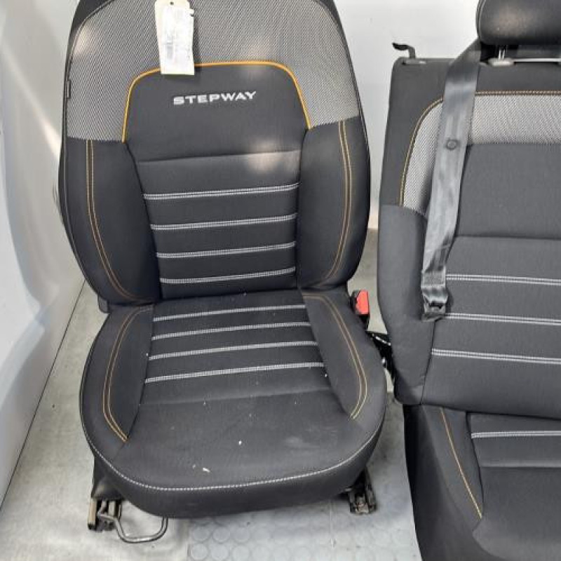 Interieur complet DACIA SANDERO 2 Photo n°7