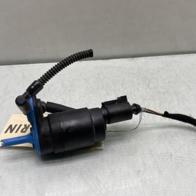 Pompe lave glace avant MERCEDES CLASSE A 169 Photo n°1