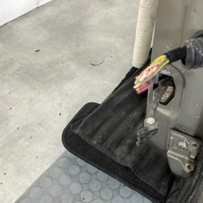 Porte avant gauche CITROEN C4 PICASSO 1 Photo n°3