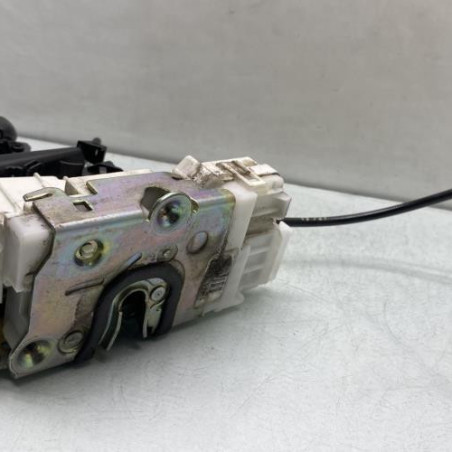 Serrure avant gauche MERCEDES CLASSE A 169 Photo n°1