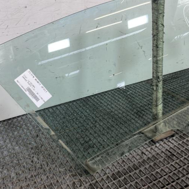 Vitre avant droit FIAT GRANDE PUNTO Photo n°3