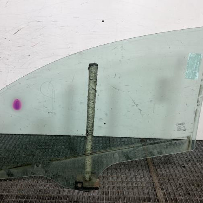 Vitre avant droit FIAT GRANDE PUNTO Photo n°4