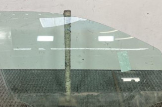 Vitre avant droit PEUGEOT 308 2 Photo n°1