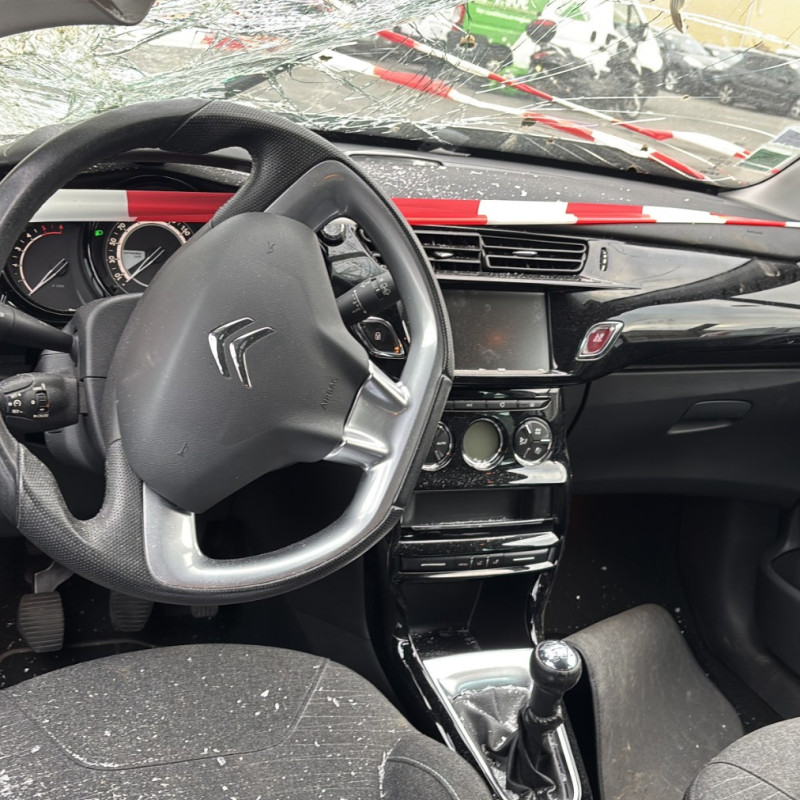 CITROEN C3 2 PHASE 2 1.6 BLUE HDI - 8V TURBO Photo n°17