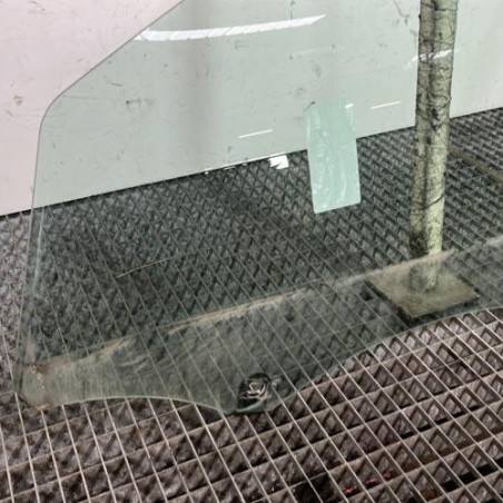 Vitre avant gauche PEUGEOT 308 2