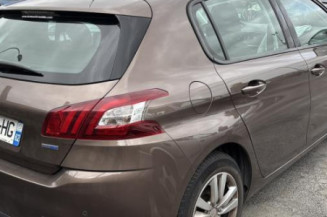 Vitre avant gauche PEUGEOT 308 2