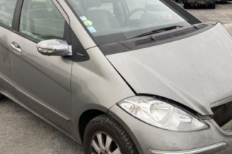 Bras essuie glace arriere MERCEDES CLASSE A 169