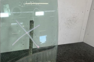 Vitre avant gauche RENAULT MASTER 2