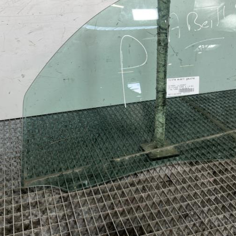 Vitre avant gauche CITROEN C3 PICASSO Photo n°2