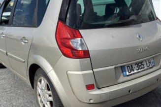Bras essuie glace arriere RENAULT SCENIC 2