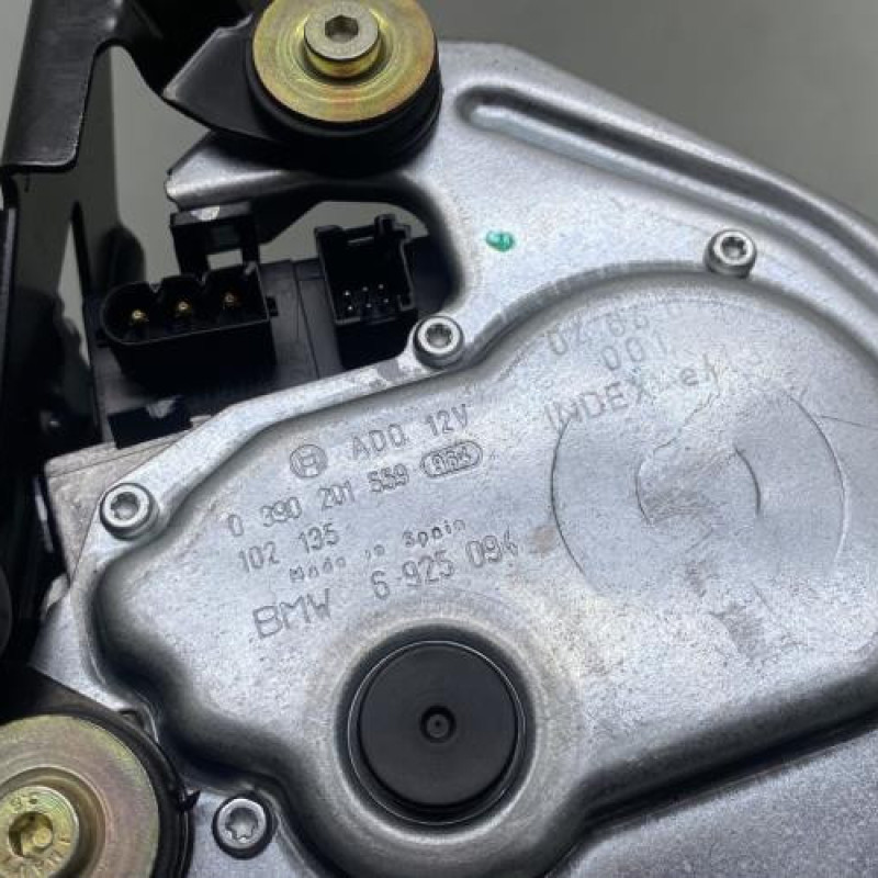 Moteur essuie glace arriere BMW SERIE 3 E46 Photo n°4