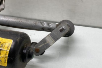 Moteur essuie glace avant RENAULT TRAFIC 2