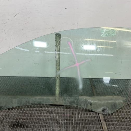 Vitre avant gauche RENAULT CLIO 3 Photo n°1