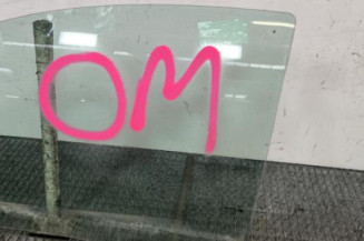 Vitre avant gauche RENAULT CLIO 3