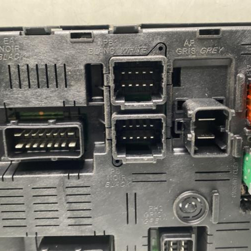 Boitier BSI CITROEN C4 PICASSO 1 Photo n°3