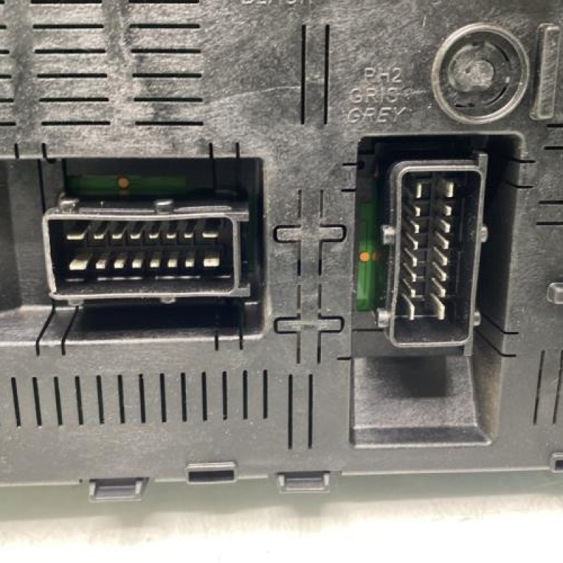 Boitier BSI CITROEN C4 PICASSO 1 Photo n°4