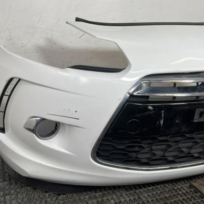 Pare choc avant DS DS3 Photo n°2