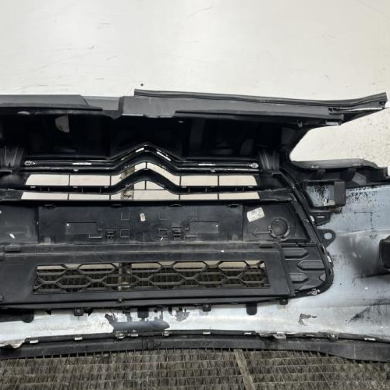 Pare choc avant DS DS3 Photo n°5