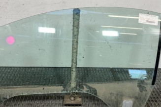 Vitre avant gauche PEUGEOT 207 Photo n°1