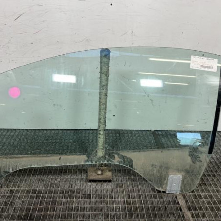 Vitre avant gauche PEUGEOT 207 Photo n°1