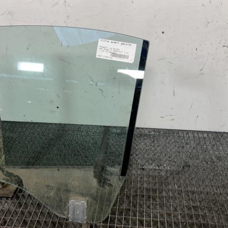 Vitre avant gauche PEUGEOT 207 Photo n°3