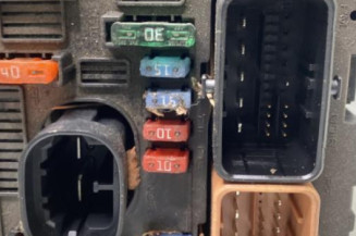 Boitier servitude moteur (BSM) PEUGEOT 307