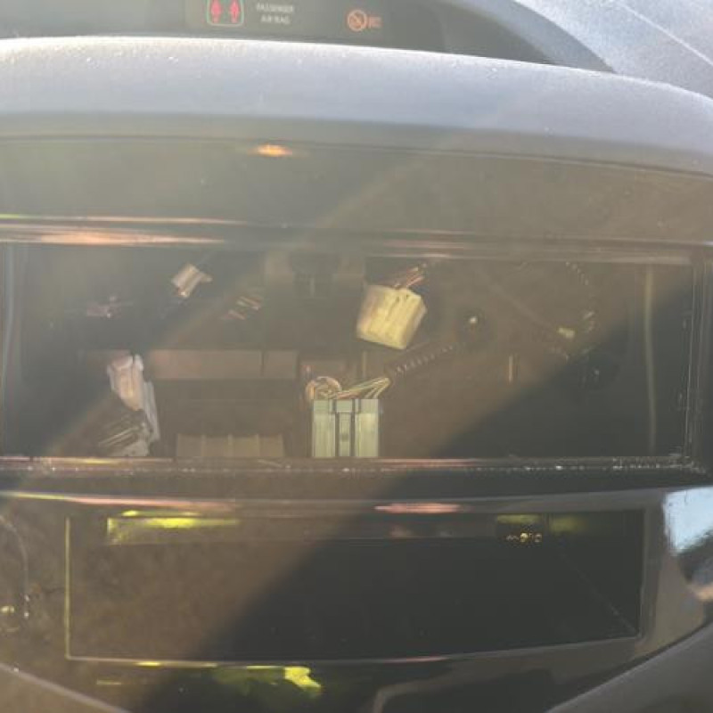 Poignee interieur avant droit CITROEN C1 2 Photo n°18