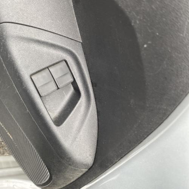 Poignee interieur arriere droit CITROEN C1 2 Photo n°13