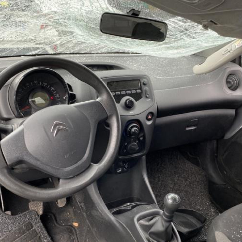 Poignee interieur arriere droit CITROEN C1 2 Photo n°18