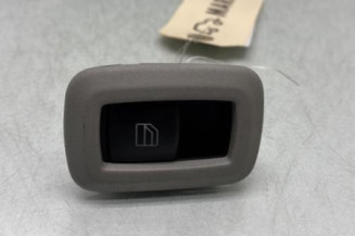 Interrupteur de leve vitre arriere gauche MERCEDES CLASSE A 169 Photo n°1