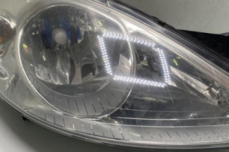 Optique avant principal droit (feux)(phare) MERCEDES CLASSE A 169