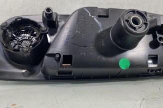 Poignee interieur arriere droit SEAT ATECA