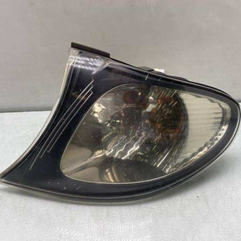 Optique avant secondaire gauche (feux)(clignotant) BMW SERIE 3 E46 Photo n°1