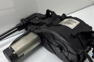 Moteur porte laterale droite PEUGEOT 1007