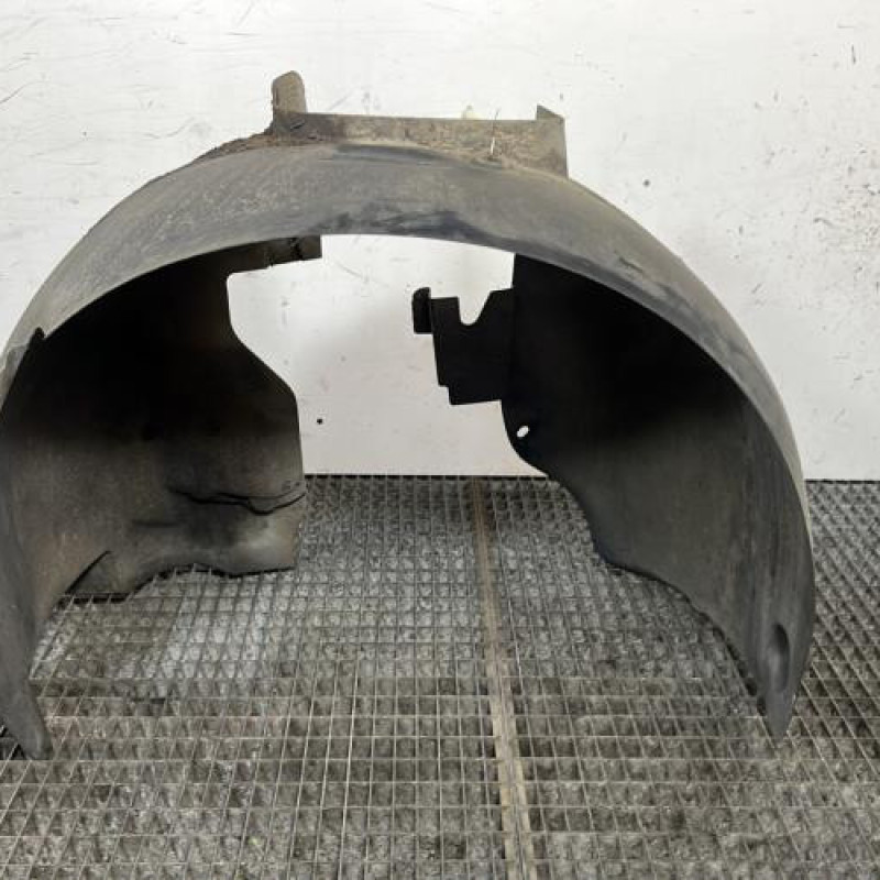 Pare boue avant gauche CITROEN C4 PICASSO 1 Photo n°4